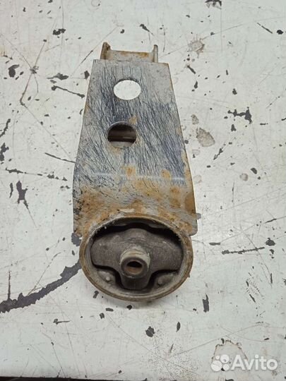 Подушка двигателя Nissan Sunny Ниссан Санни