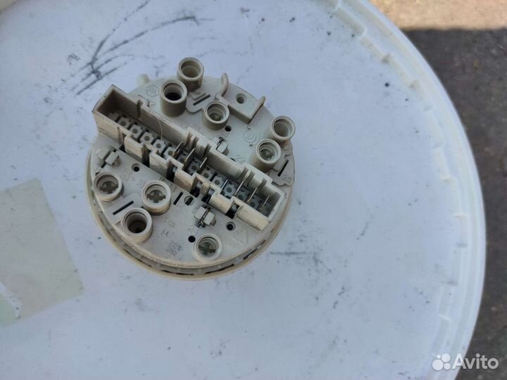 Датчик уровня воды zanussi ZWO 3104