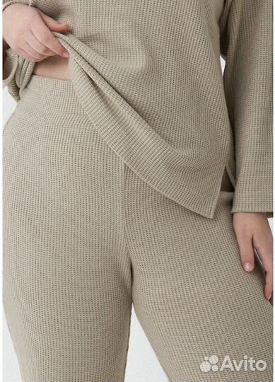 Костюм женский