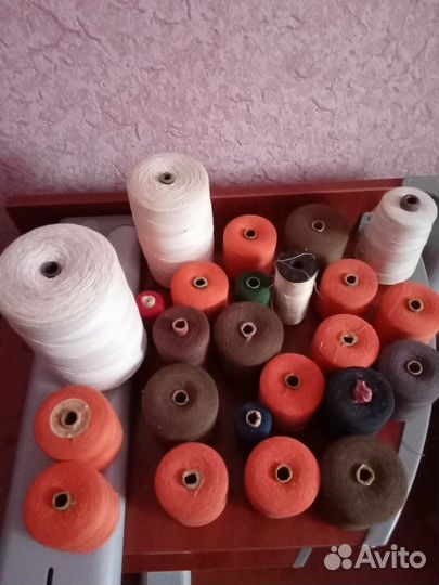 Нитки швейные