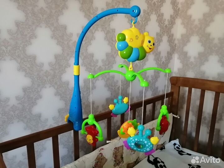 Мобиль и коврик, игрушки в подарок