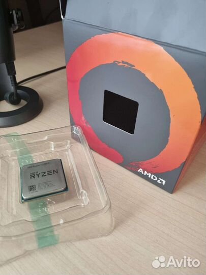 Процессор AMD Ryzen 7 2700X (AM4 )