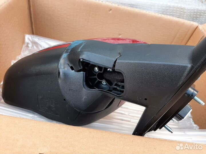 Правое зеркало заднего вида от Hyundai Creta ll