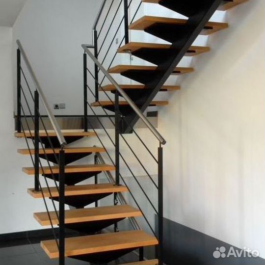 Лестница для офиса