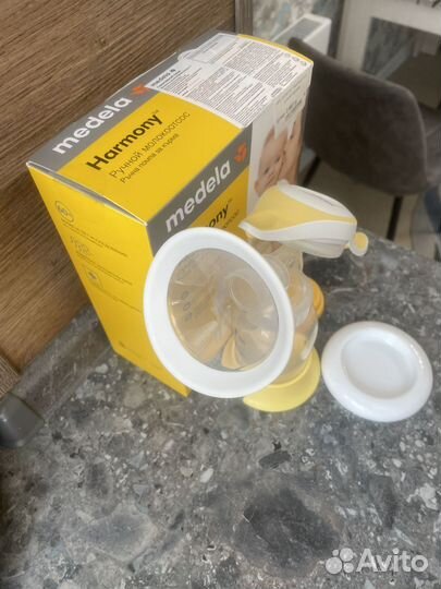Молокоотсос medela ручной