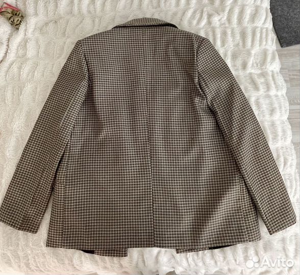 Пиджак женский в клетку