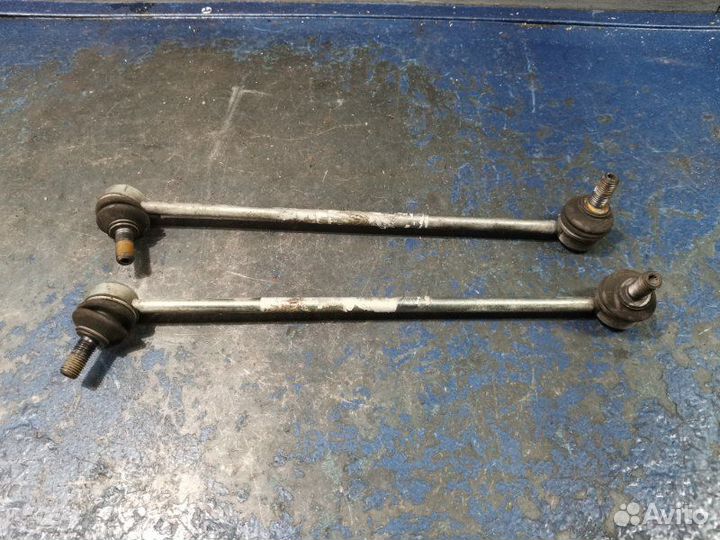 Стойки стабилизатора передние Volkswagen Golf 7