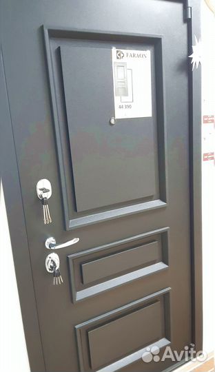 Дверь входная