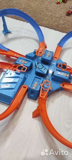 Хотвилс трек опасный перекрёсток