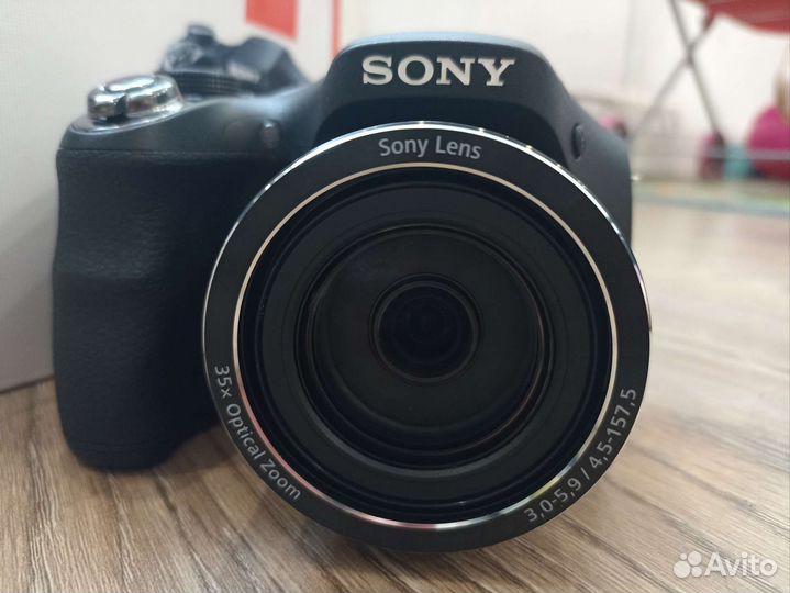 Цифровой фотоаппарат Sony H-300