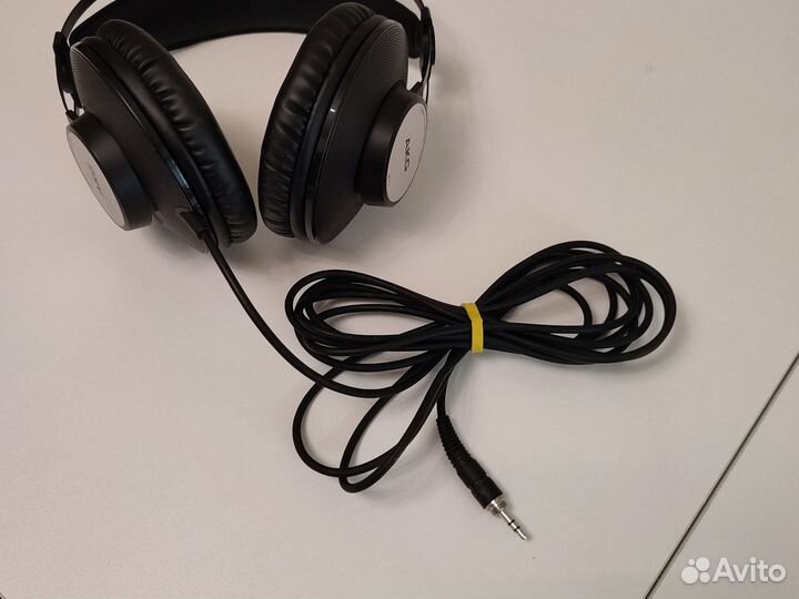 Наушники AKG K72
