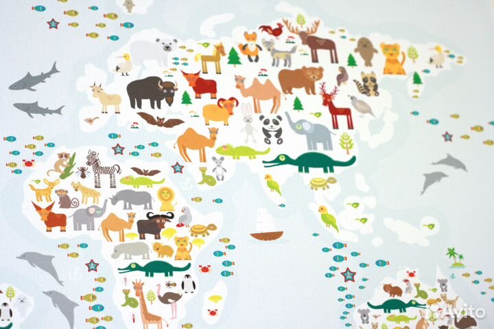 Детская Карта мира с животными на холсте