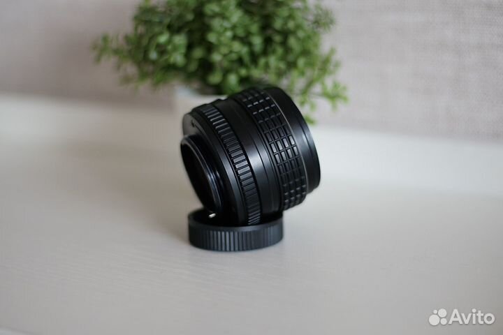 Объектив Helios 44m-7 на Canon