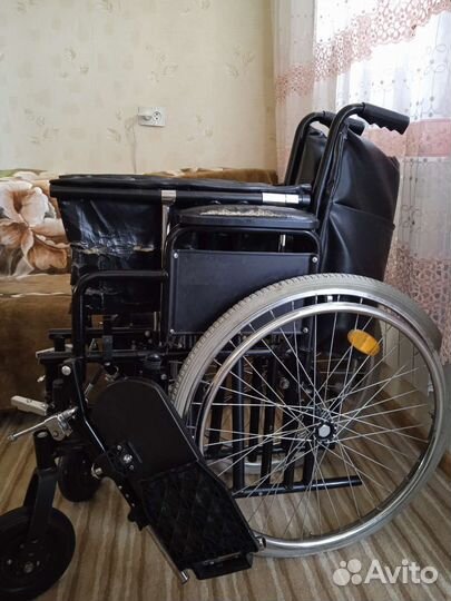 Инвалидная коляска складная бу