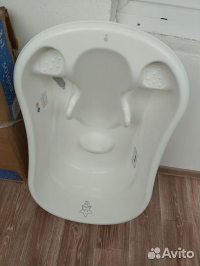 Ванночка для купания с горкой