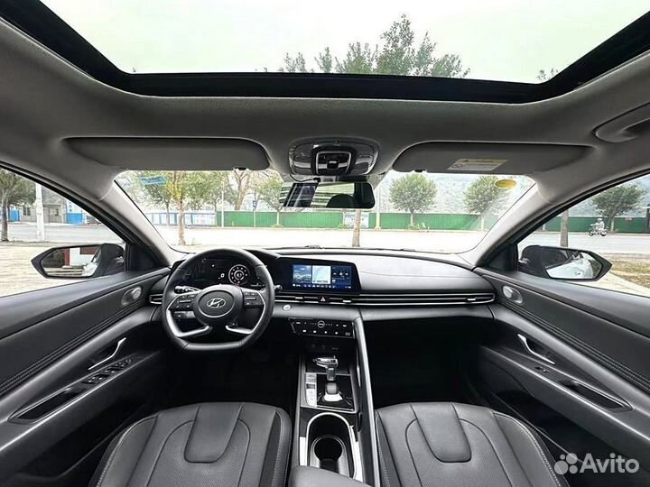 Hyundai Elantra 1.5 CVT, 2021, 21 000 км