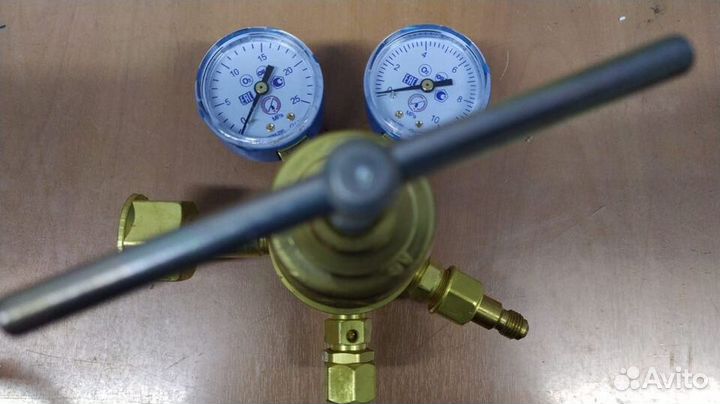 Редуктор для опрессовки сплит систем до 70 бар