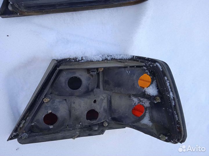 Фонарь задний левый Mercedes Benz W124