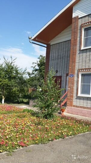 Дом 196 м² на участке 12 сот.