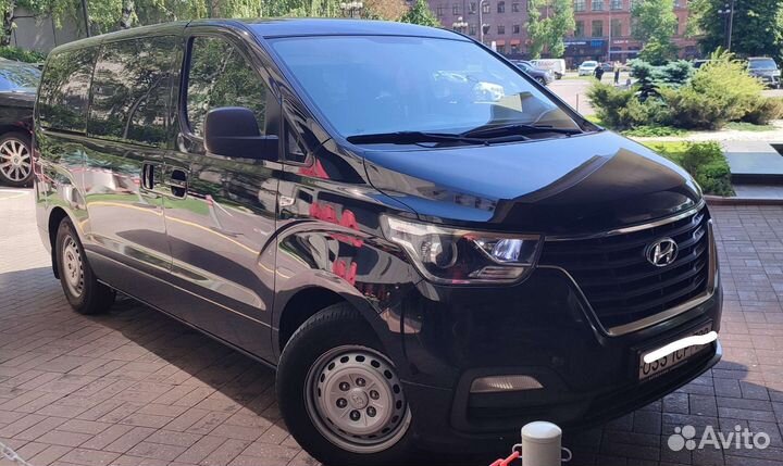 Заказать такси минивэн/Микроавтобус/Трансфер