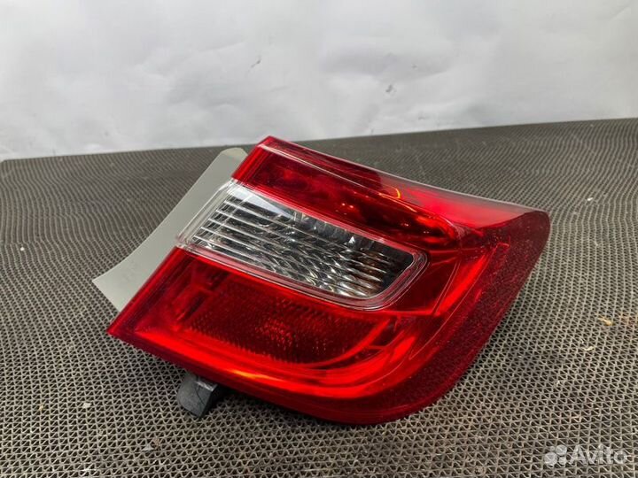 Правый фонарь Toyota Camry 50, 55