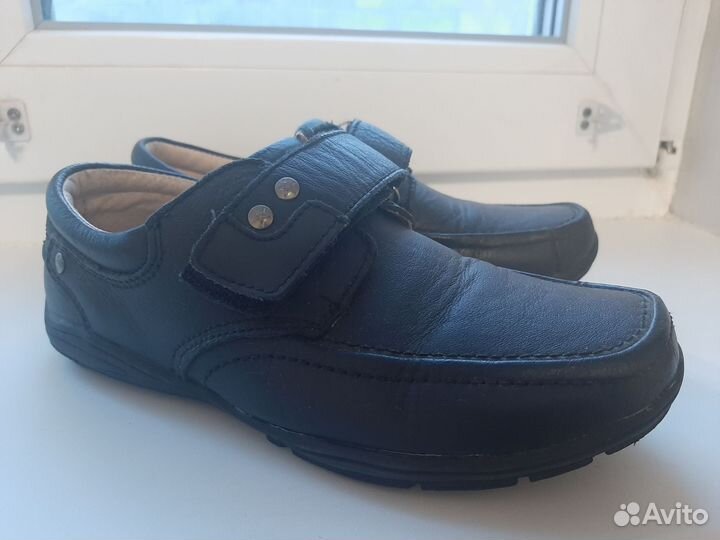 Ботинки 28, 32 размер