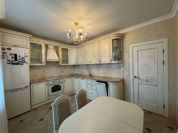 2-к. квартира, 66,2 м², 11/18 эт.