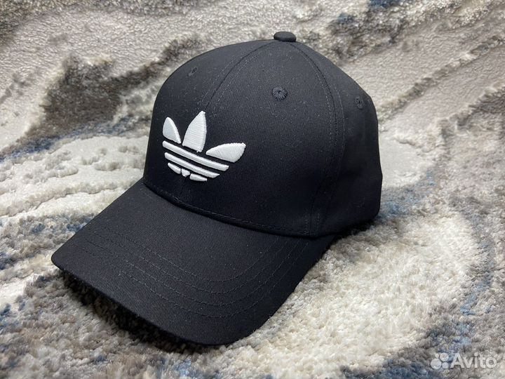 Кепка бейсболка adidas белый лого