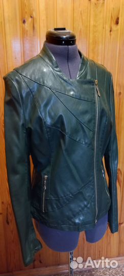 Куртка зеленая 44-46р