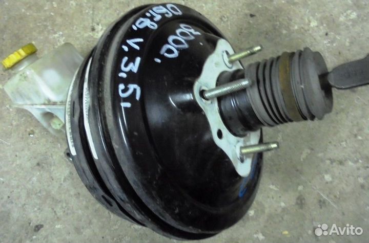 Главный тормозной цилиндр в сборе с вакуумником C