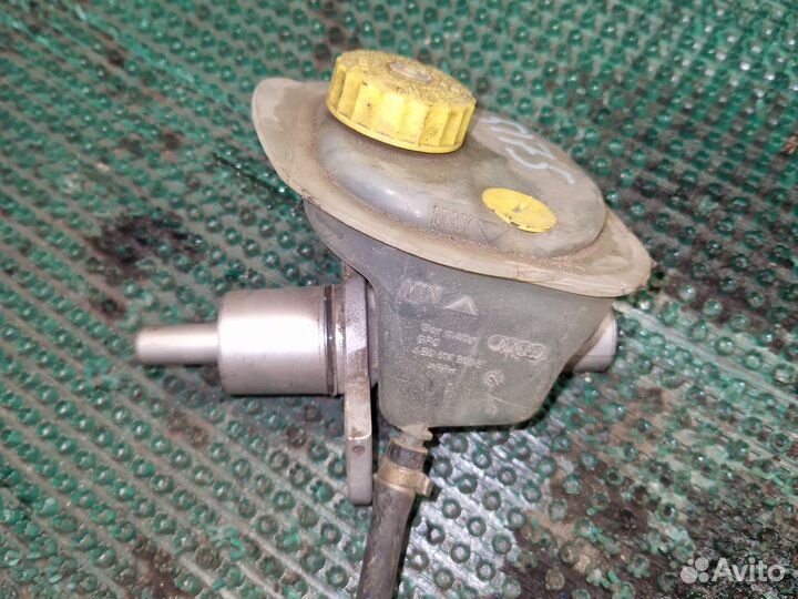 Главный тормозной цилиндр Audi A6 C5 Allroad