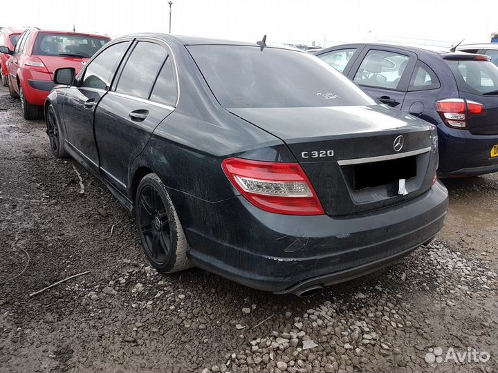 Разборка Мерседес C320 w204 OM642 2009 на запчасти