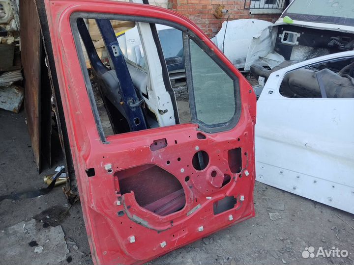 Дверь передняя левая Форд Коннект 1, 02-13г