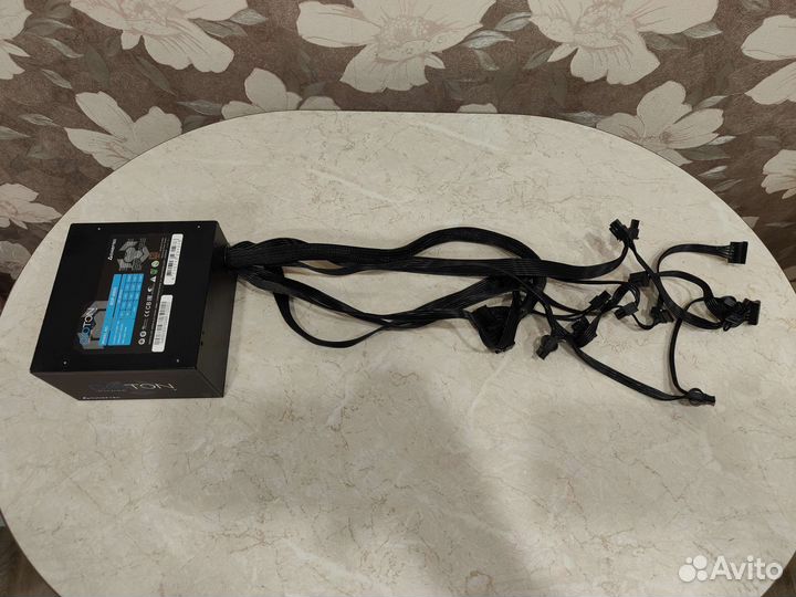 Блок питания Chieftec 600W