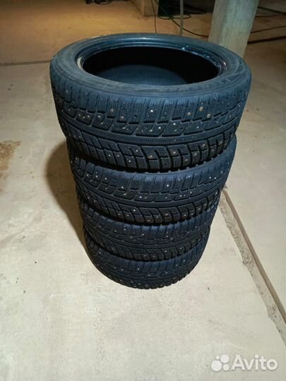 Kumho I'Zen KW22 215/50 R17 95T