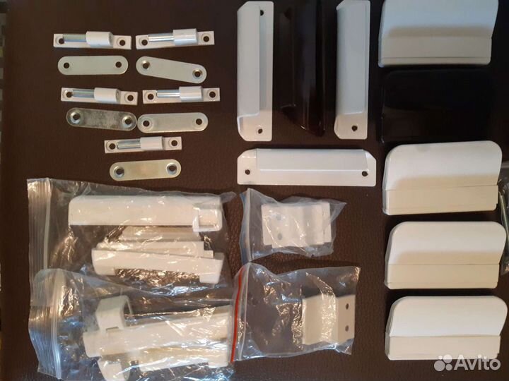 Фурнитура к пластиковым окнам