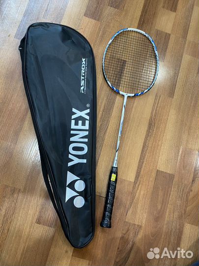 Ракетки для бадминтона yonex