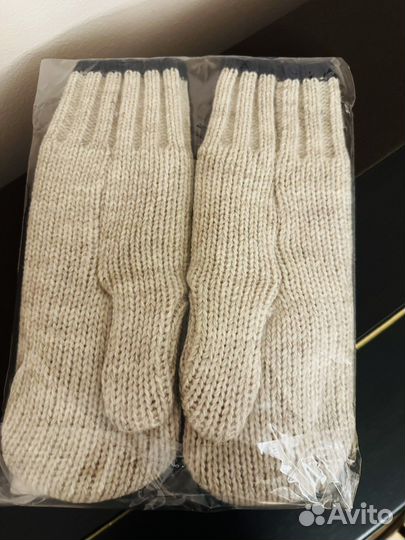 Варежки вязаные