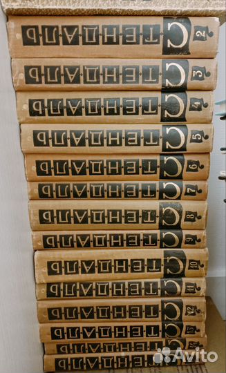 Стендаль, Чехов, Толстой, детективы