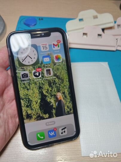 Дисплей iPhone 11 под переклейку