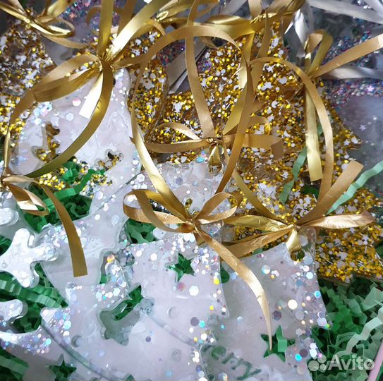 Елочные игрушки