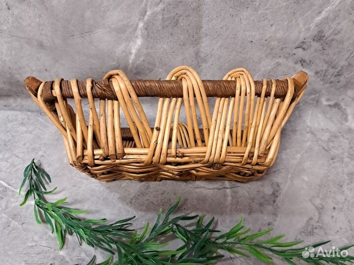 Корзинка плетенная