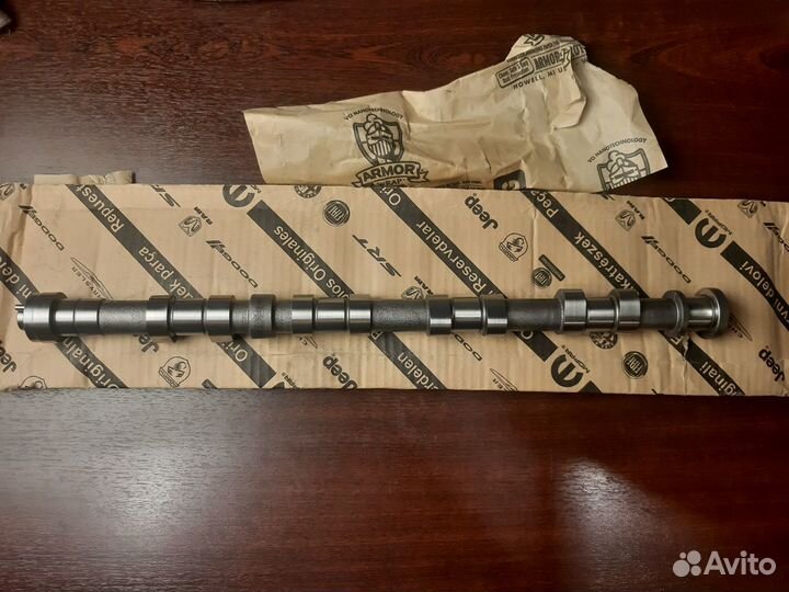 Распредвал впускной 2.4 Крайслер Газель Волга