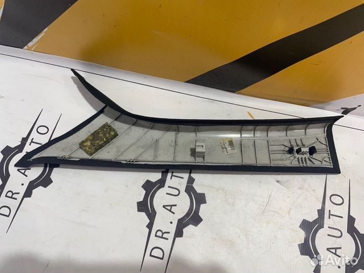 Обшивка стойки правая Mercedes Glc W253 2 2018