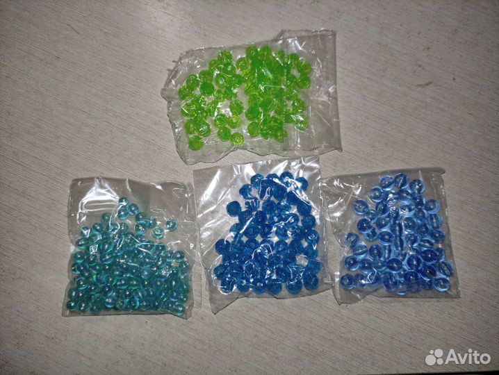 15 пачек бисера