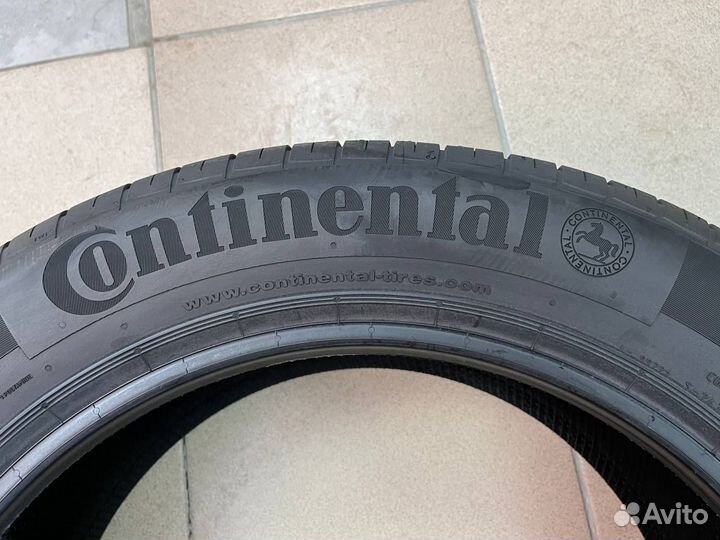 Continental ContiPremiumContact 5 215/55 R17 94V