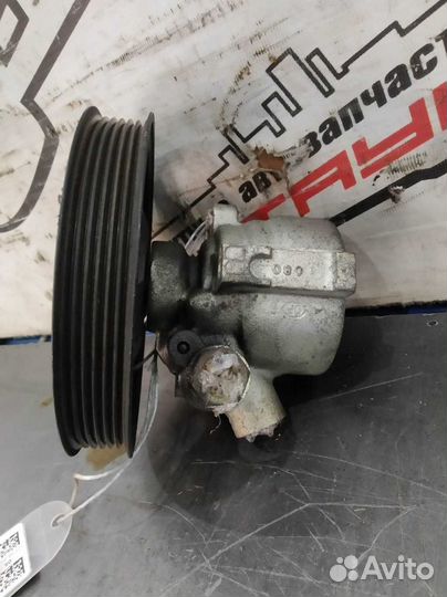 Гур chevrolet 4.2 левый LL8 trailblazer GMT360