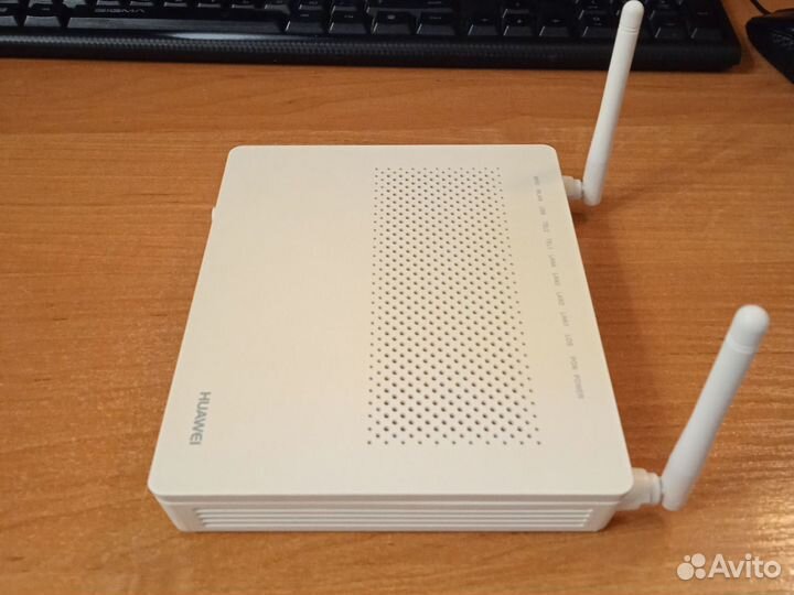 Роутер huawei HG8245H