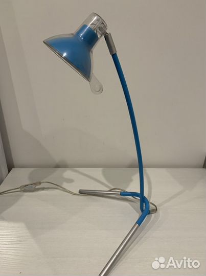 Лампа настольная