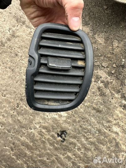 Дефлектор воздушный Kia Rio 4